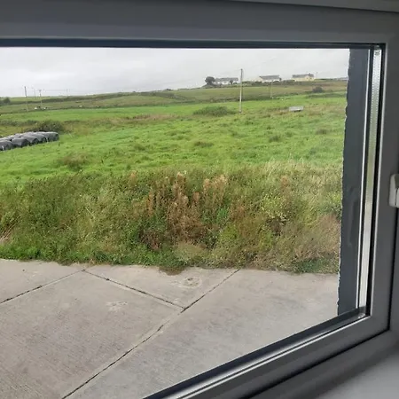 Clare'S Cottage Milltown Malbay Exterior photo